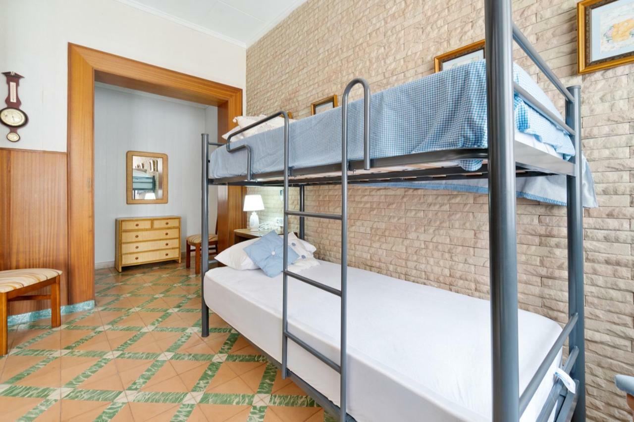 Homely Apartments Casa Carmen Torrevieja Bagian luar foto
