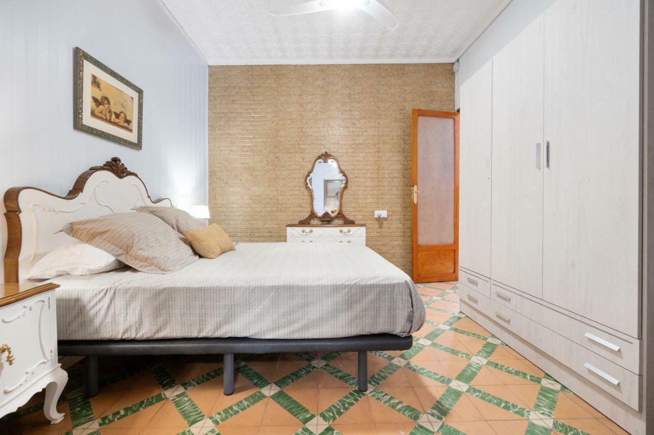Homely Apartments Casa Carmen Torrevieja Bagian luar foto