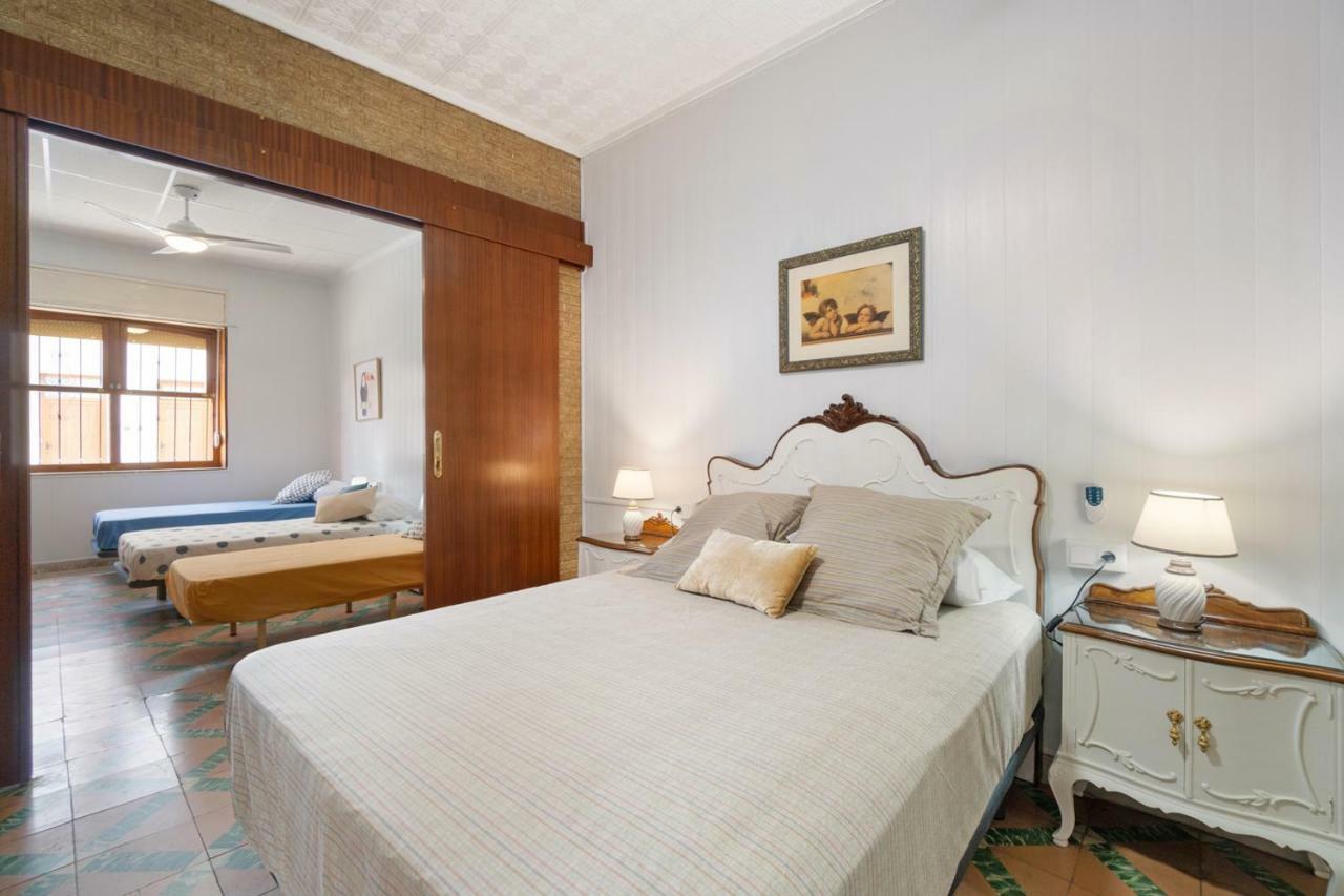 Homely Apartments Casa Carmen Torrevieja Bagian luar foto