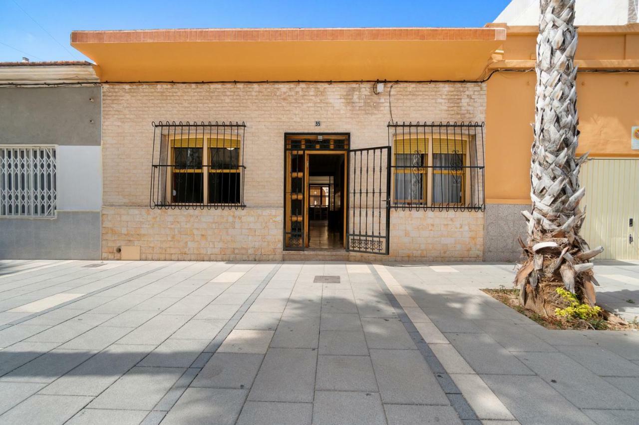 Homely Apartments Casa Carmen Torrevieja Bagian luar foto